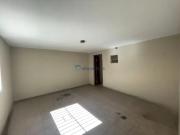 Casa tÃrrea com 02 quartos na regiÃ£o da Vila ImpÃrio