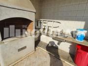 Casa Térrea com 3 Dormitórios sendo 2 Suítes e 3 Vagas