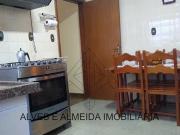 Casa tÃrrea em Interlagos com 3 dormitÃ³rios e 2 vagas