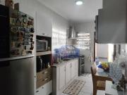 Casa térrea em rua tranquila próximo ao metrô!