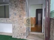 Casa TÃrrea, local excelente