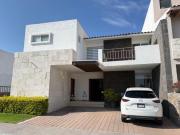 CASA TARANTO LA VISTA RESIDENCIAL