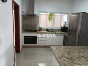 Casa térra com 3 suítes, escritório, área gourmet, com...