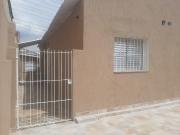 Casa Térrea 1 Dorms para Alugar 24 m² por R$ 950,00
