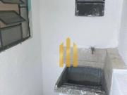 Casa Térrea 1 Dorms para Alugar 30 m² por R$ 800,00
