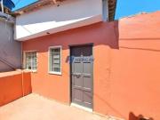 Casa Térrea 1 Dorms para Alugar 30 m² por R$ 900,00