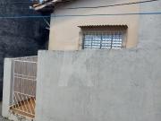 Casa Térrea 1 Dorms para Alugar 40 m² por R$ 1.000,00