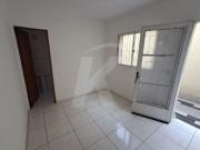 Casa Térrea 1 Dorms para Alugar 40 m² por R$ 1.100,00