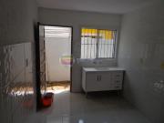 Casa Térrea 1 Dorms para Alugar 40 m² por R$ 1.300,00