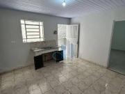 Casa Térrea 1 Dorms para Alugar 50 m² por R$ 949,00