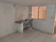 Casa Térrea 1 Dorms para Alugar 55 m² por R$ 1.100,00