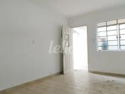 Casa Térrea 1 Dorms para Alugar 60 m² por R$ 1.400,00