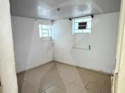 Casa Térrea 1 Dorms para Alugar 70 m² por R$ 1.700,00