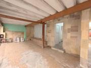 Casa Térrea 1 Dorms para Alugar 80 m² por R$ 1.300,00