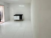Casa Térrea 1 Dorms para Alugar por R$ 1.000,00