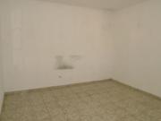 Casa Térrea 1 Dorms para Alugar por R$ 1.000,00