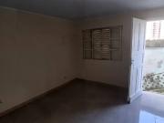 Casa Térrea 1 Dorms para Alugar por R$ 1.200,00
