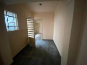 Casa Térrea 1 Dorms para Alugar por R$ 1.250,00