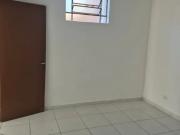 Casa Térrea 1 Dorms para Alugar por R$ 1.400,00
