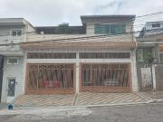 Casa Térrea 1 Dorms para Alugar por R$ 1.800,00