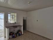 Casa Térrea 1 Dorms para Alugar por R$ 800,00