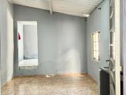 Casa Térrea 1 Dorms para Alugar por R$ 800,00