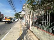 Casa Térrea 2 Dorms para Alugar 140 m² por R$ 2.600,00