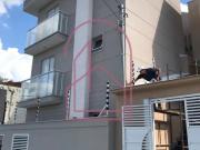 Casa Térrea 2 Dorms para Alugar 42 m² por R$ 1.700,00