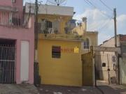 Casa Térrea 2 Dorms para Alugar 60 m² por R$ 1.600,00