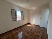 Casa Térrea 2 Dorms para Alugar 60 m² por R$ 1.700,00