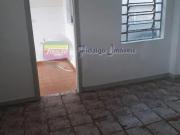 Casa Térrea 2 Dorms para Alugar 70 m² por R$ 1.800,00