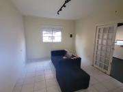 Casa Térrea 2 Dorms para Alugar 90 m² por R$ 2.300,00