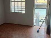 Casa Térrea 2 Dorms para Alugar por R$ 2.200,00
