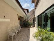 CASA TÉRREA | 2 DORMS SENDO 1 SUÍTE + EDÍCULA 3 DORMS |...