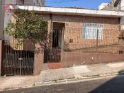 Casa Térrea 3 Dorms para Alugar 123 m² por R$ 2.200,00