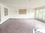 Casa Térrea 3 Dorms para Alugar 250 m² por R$ 3.700,00