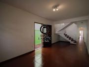 Casa Térrea 3 Dorms para Alugar 250 m² por R$ 5.000,00