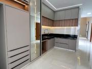 Casa térrea 3 suítes Parque Amazônia Casa de Rua com 3...