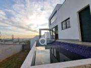 Casa térrea, 3 quartos, suites, piscina, cond. fechado,...