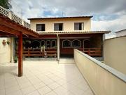 Casa Térrea 4 Dorms para Alugar 412 m² por R$ 7.000,00