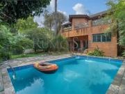 Casa Térrea 6 Dorms para Alugar 370 m² por R$ 30.000,00