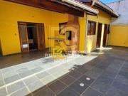 Casa térrea á 200m do mar Três Marias Peruíbe/SP