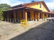 Casa térrea a 80 metros do mar em Peruíbe