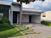 Casa térrea à venda