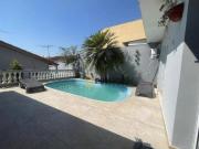 Casa com 4 dormitórios à venda, 370 m² por R$...