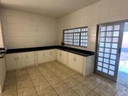 Casa térrea a venda com 3 quartos, 1 suíte no setor Garavelo