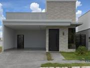 Casa Térrea a Venda com 3 Quartos, sendo 1 suíte no...