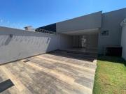 Casa térrea a venda com 3 suítes plenas no Jardim América