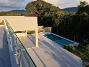 CASA TÉRREA À VENDA COM 4 SUÍTES + ESCRITÓRIO NO...