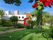 Casa térrea à venda em condomínio, 600 m² por R$...